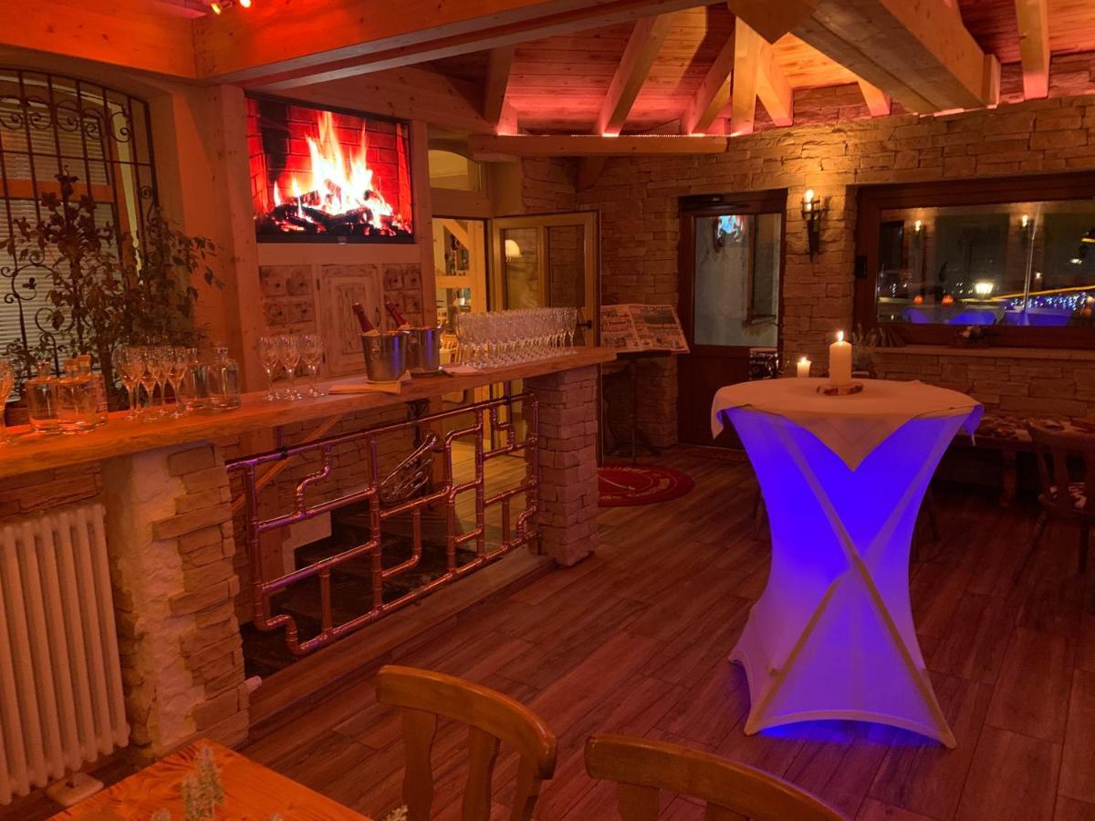 Hotel Alpenhof Markneukirchen 외부 사진