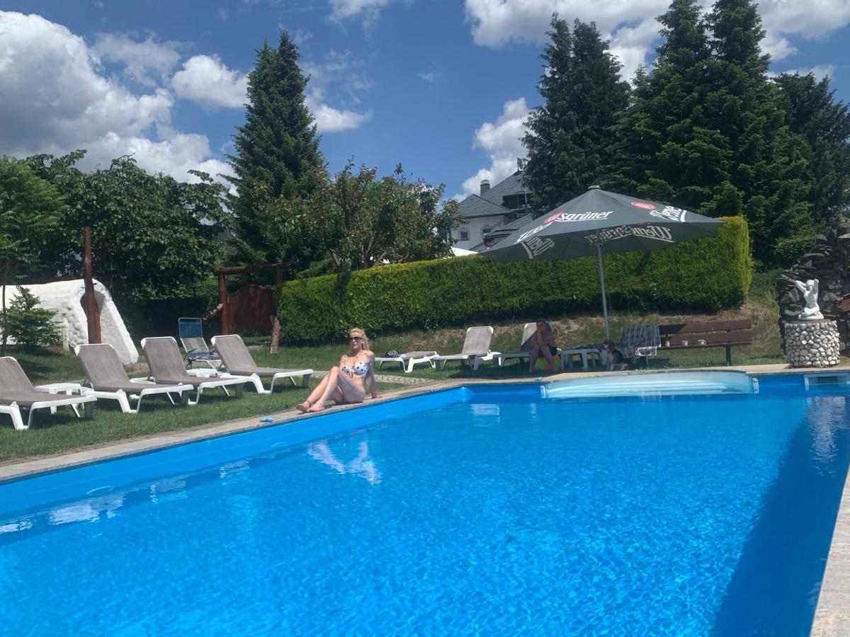 Hotel Alpenhof Markneukirchen 외부 사진