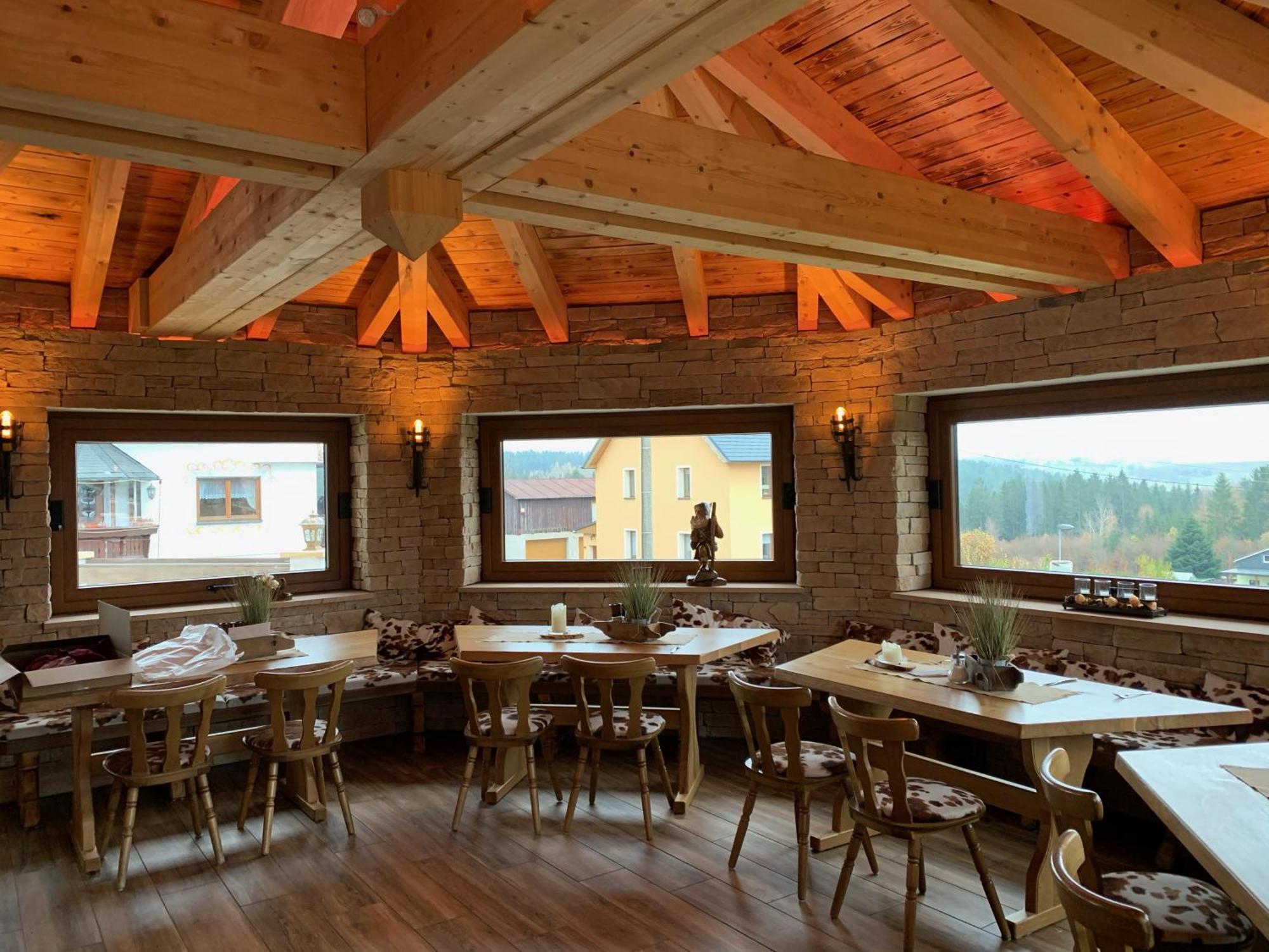 Hotel Alpenhof Markneukirchen 외부 사진