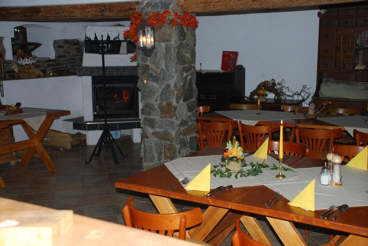Hotel Alpenhof Markneukirchen 외부 사진