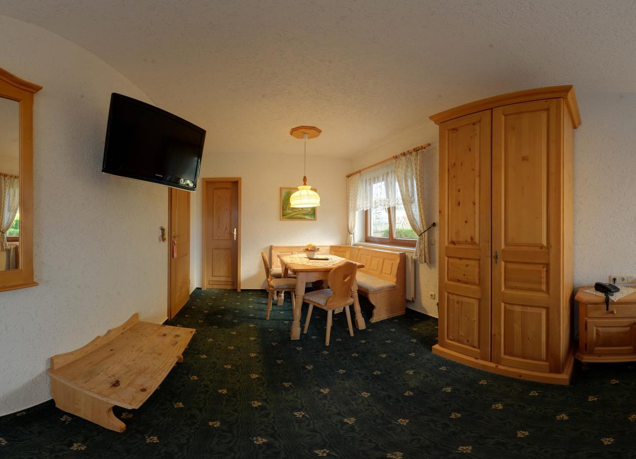 Hotel Alpenhof Markneukirchen 외부 사진