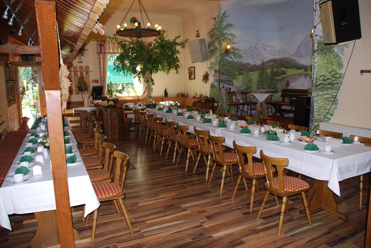 Hotel Alpenhof Markneukirchen 외부 사진